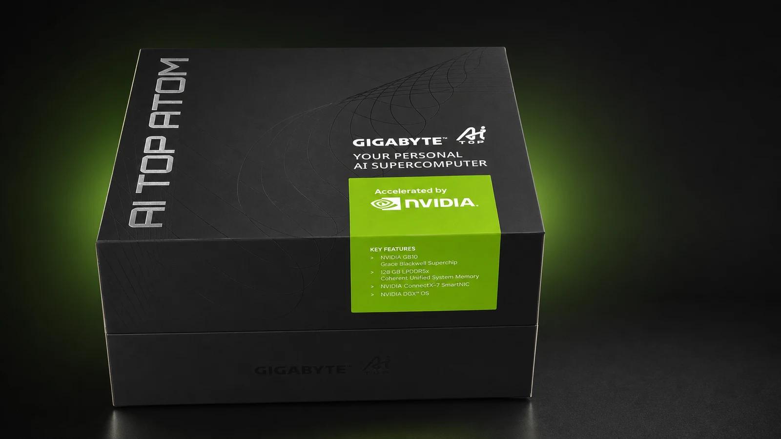 Krabice Gigabyte AI TOP Atom (DGX Spark) — osobní AI superpočítač